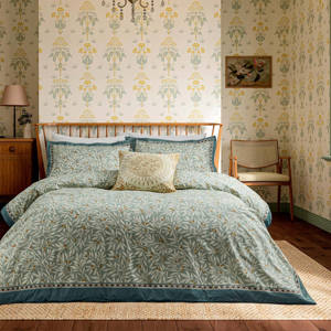 Morris & Co V&A Room Willow Duvet Cover Set